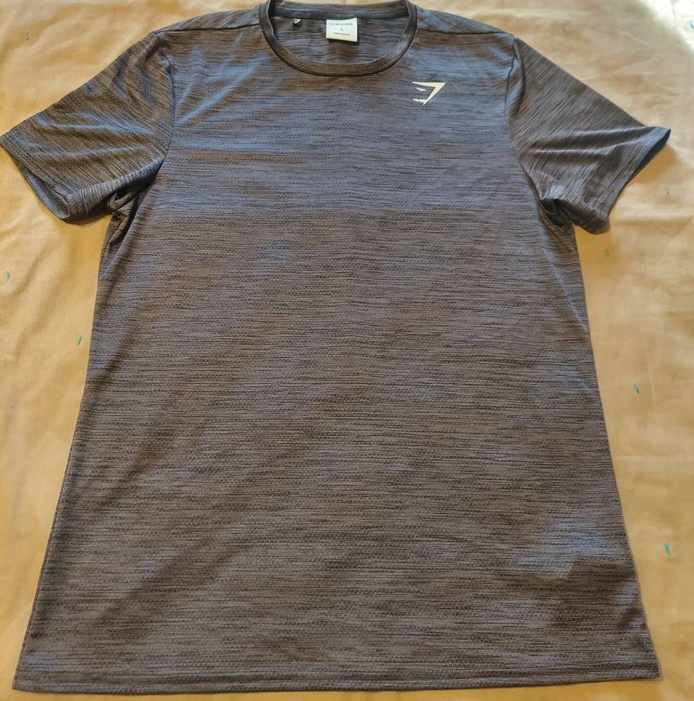 Gymshark Tee SzL